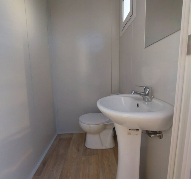 IMG-4c6115d5c0f18bc2bccfee5284bb1861-V